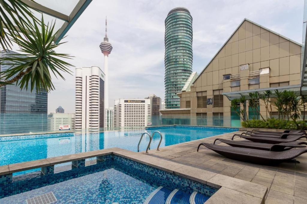 Cozy Super King Bed Studio Walking To Petronas Klcc كوالالمبور المظهر الخارجي الصورة